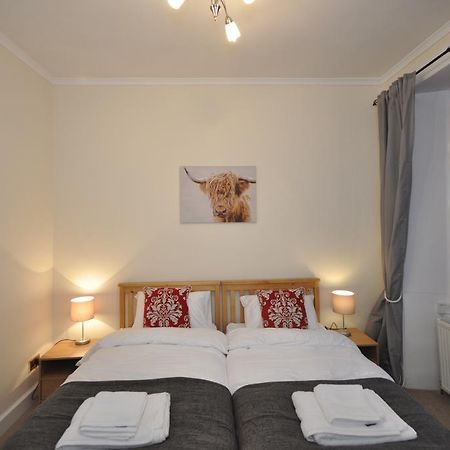 5 Wallace Street Apartment Дъмбартън Екстериор снимка