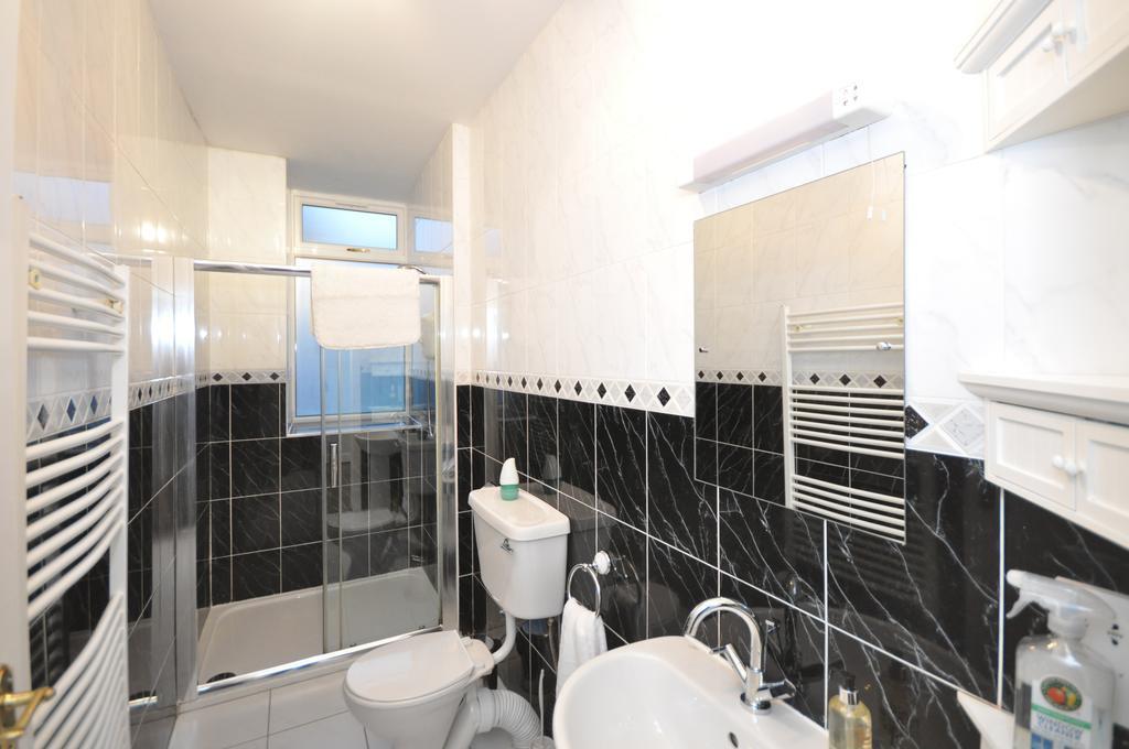 5 Wallace Street Apartment Дъмбартън Екстериор снимка